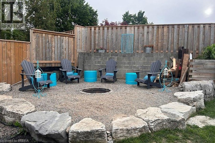 Photo 44 at 44 Shalfleet Boulevard, Grand Woodlands, Brantford