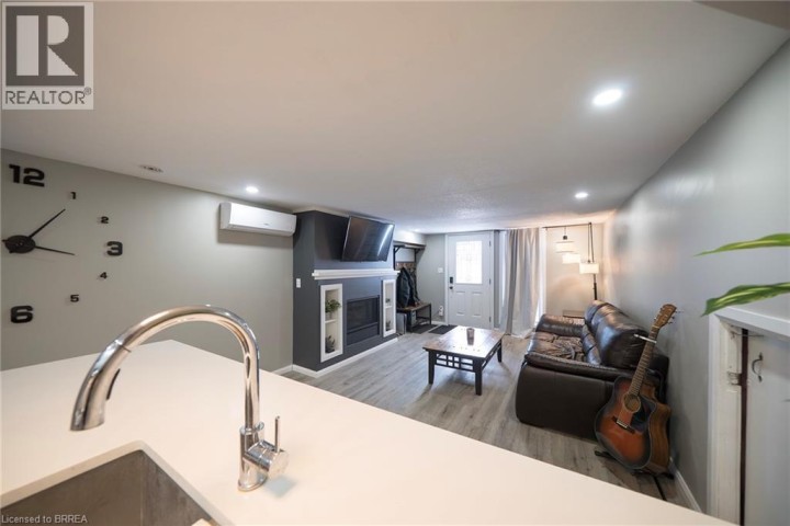 Photo 33 at 44 Shalfleet Boulevard, Grand Woodlands, Brantford