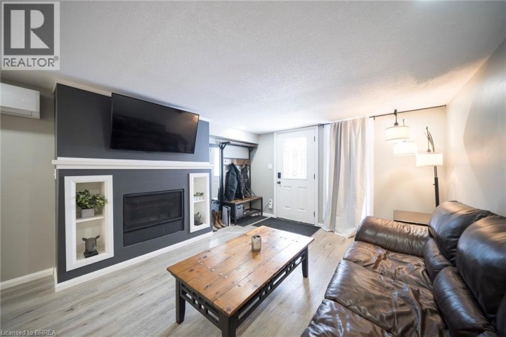 Photo 34 at 44 Shalfleet Boulevard, Grand Woodlands, Brantford