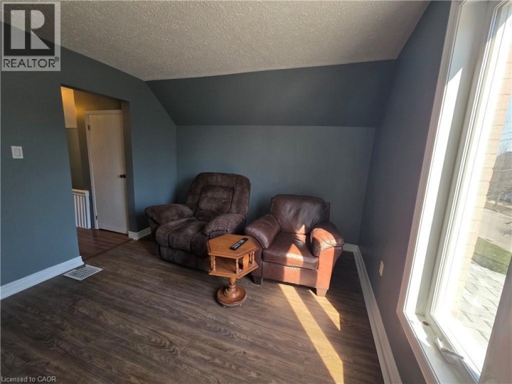 Photo 22 at 182 Marlborough Street, East Ward, Brantford