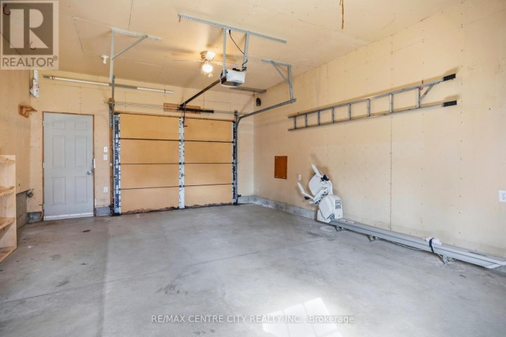 Photo 25 at 72 Elmwood Avenue, St. Thomas