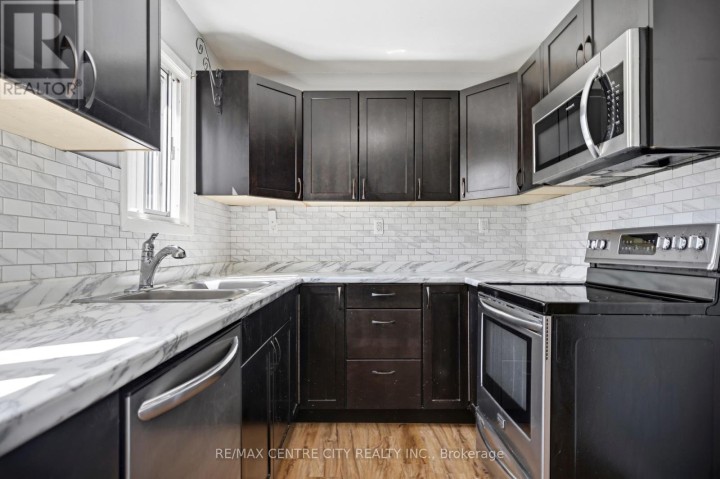 Photo 8 at 64 Dunkirk Drive, St. Thomas