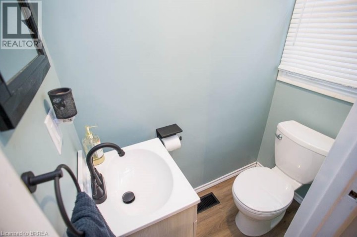 Photo 9 at 52 - 273 Elgin Street, Echo Place, Brantford