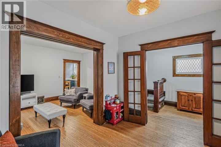 Photo 10 at 174 Marlborough Street, East Ward, Brantford