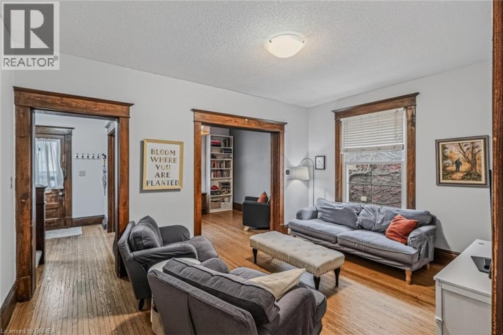 Photo 11 at 174 Marlborough Street, East Ward, Brantford