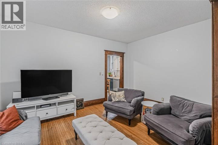 Photo 13 at 174 Marlborough Street, East Ward, Brantford