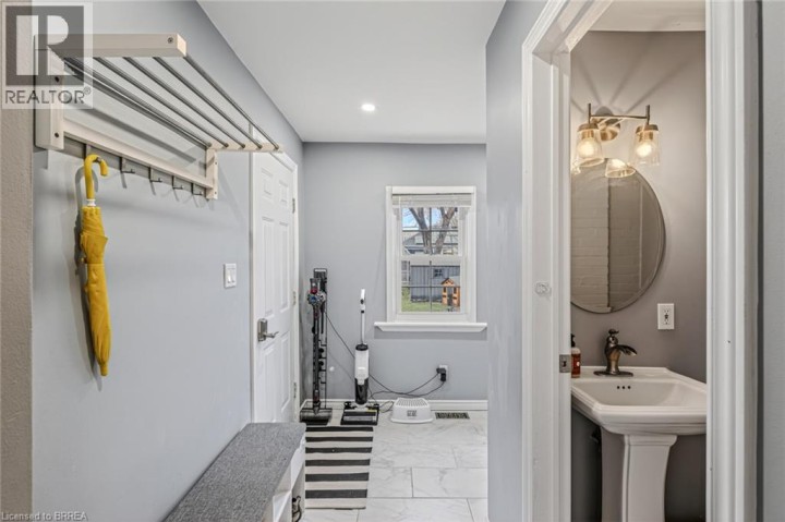 Photo 20 at 174 Marlborough Street, East Ward, Brantford