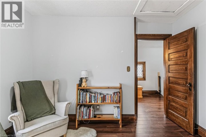 Photo 32 at 174 Marlborough Street, East Ward, Brantford