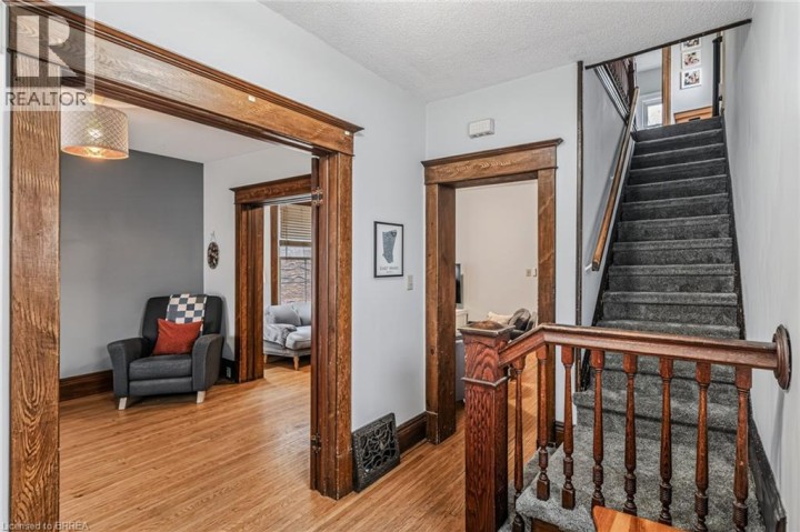 Photo 34 at 174 Marlborough Street, East Ward, Brantford