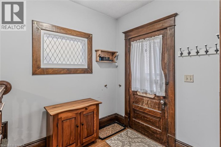 Photo 6 at 174 Marlborough Street, East Ward, Brantford