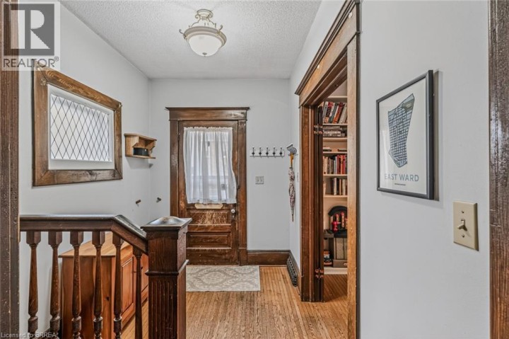 Photo 7 at 174 Marlborough Street, East Ward, Brantford