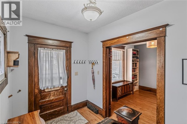 Photo 8 at 174 Marlborough Street, East Ward, Brantford