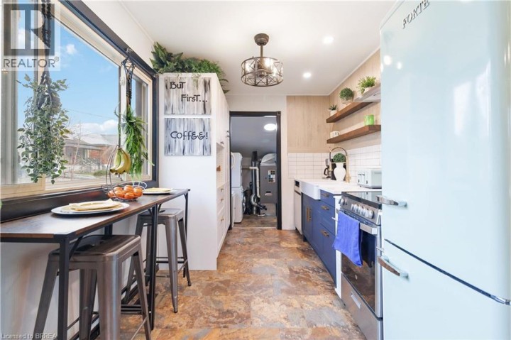 Photo 19 at 213 Elgin Street, East Ward, Brantford