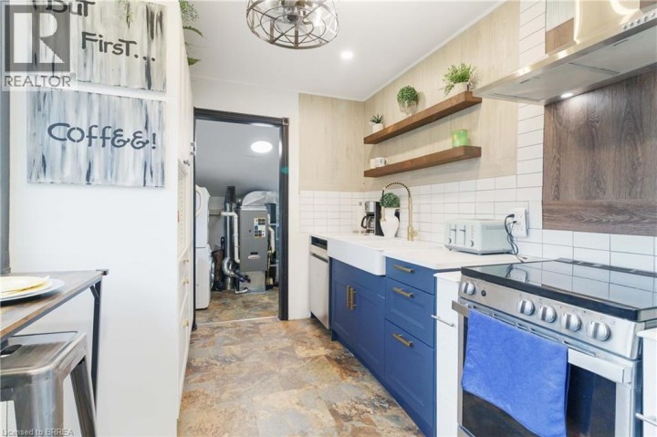 Photo 21 at 213 Elgin Street, East Ward, Brantford