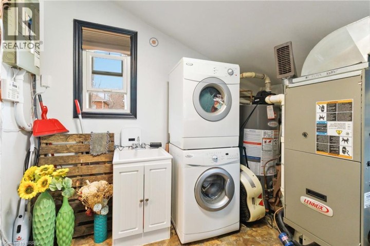 Photo 29 at 213 Elgin Street, East Ward, Brantford