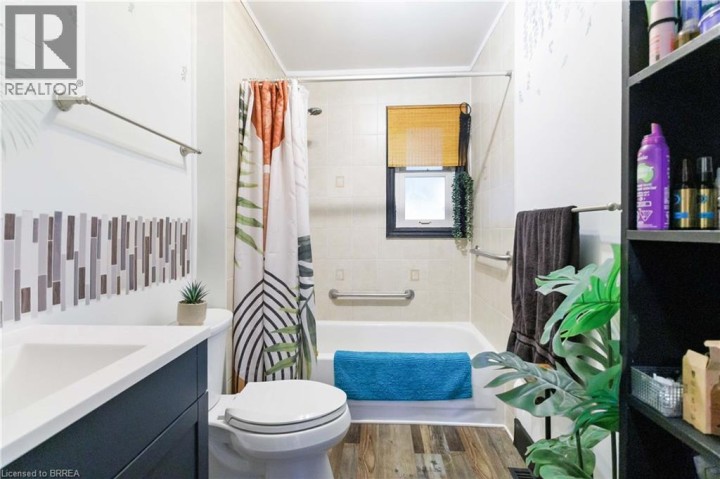 Photo 37 at 213 Elgin Street, East Ward, Brantford