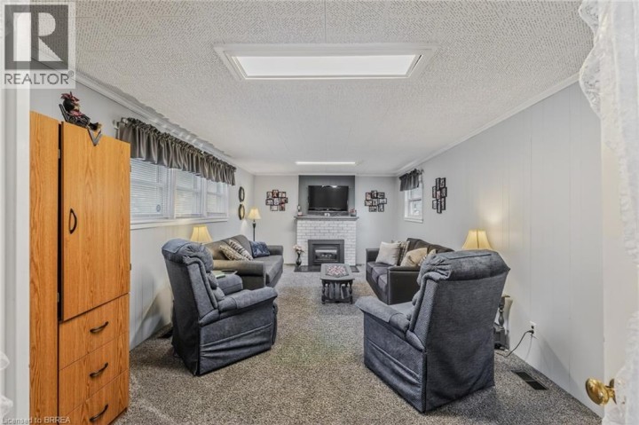 Photo 18 at 19 Lyndsay Street, Old West Brant, Brantford