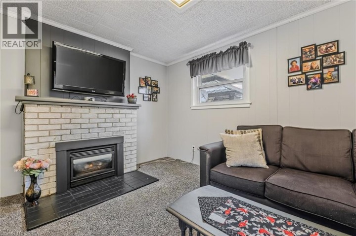 Photo 19 at 19 Lyndsay Street, Old West Brant, Brantford