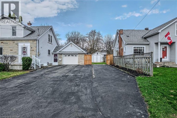 Photo 5 at 19 Lyndsay Street, Old West Brant, Brantford