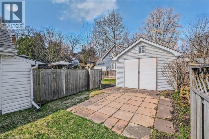 Photo 36 at 19 Lyndsay Street, Old West Brant, Brantford