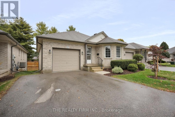 Photo 3 at 17 - 20 Windemere Place, St. Thomas