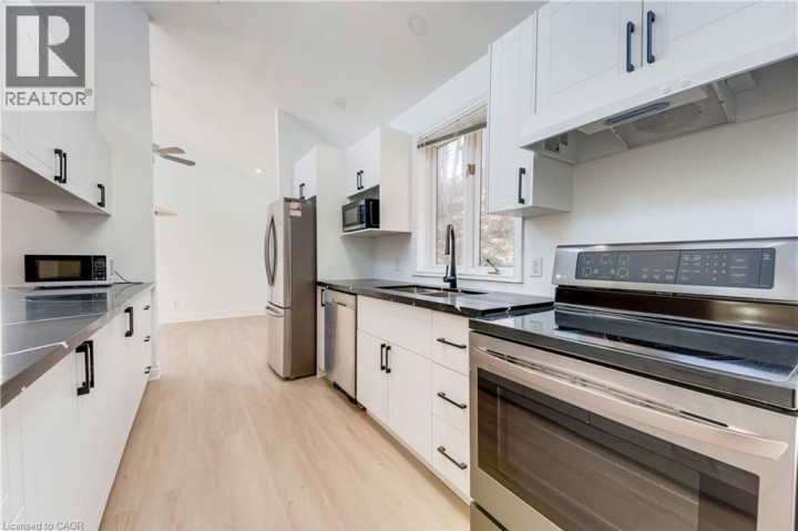 Photo 8 at 530 S Fountain Street, Preston South, Cambridge