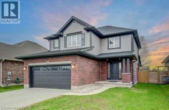 Photo 2 at 4 Livingston Drive, Tillsonburg