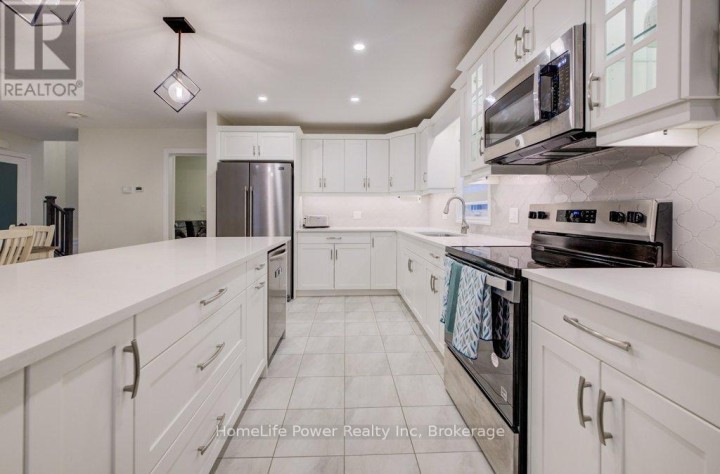 Photo 12 at 4 Livingston Drive, Tillsonburg