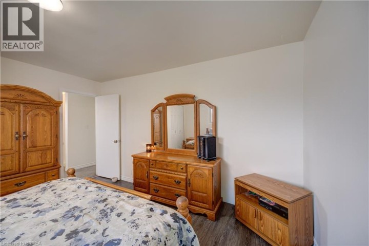 Photo 16 at 32 Morley Avenue, Echo Place, Brantford