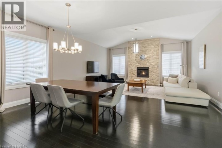 Photo 10 at 54 Nightingale Drive, Donegal / Mcguiness, Brantford