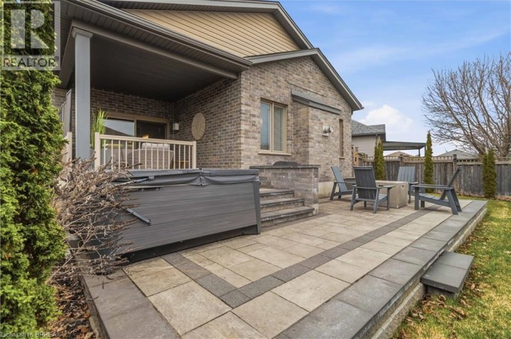 Photo 33 at 54 Nightingale Drive, Donegal / Mcguiness, Brantford