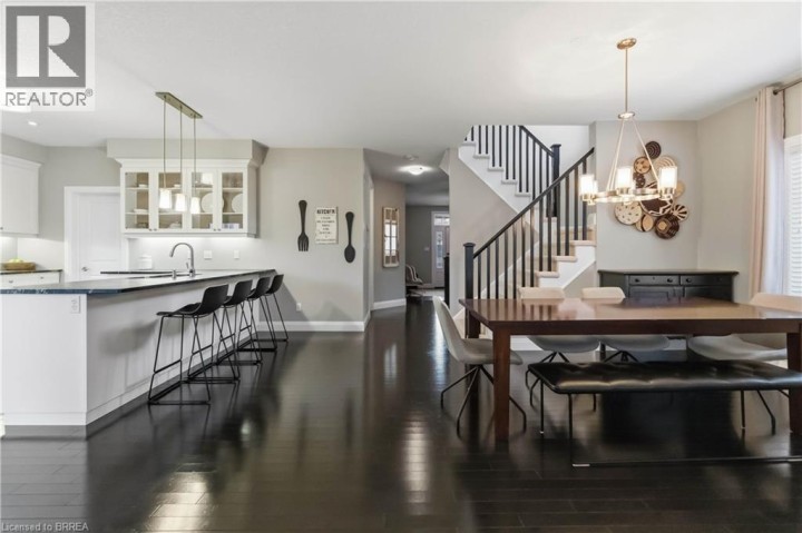 Photo 9 at 54 Nightingale Drive, Donegal / Mcguiness, Brantford