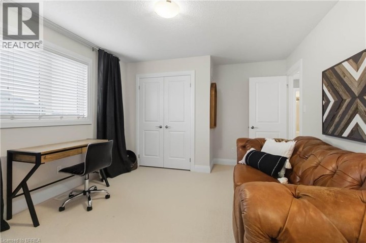 Photo 29 at 54 Nightingale Drive, Donegal / Mcguiness, Brantford