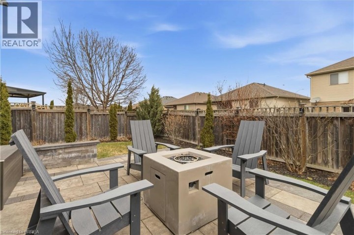 Photo 35 at 54 Nightingale Drive, Donegal / Mcguiness, Brantford