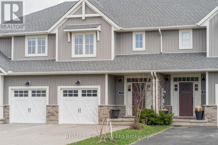 Photo 1 at 19 Huntley Avenue, Tillsonburg