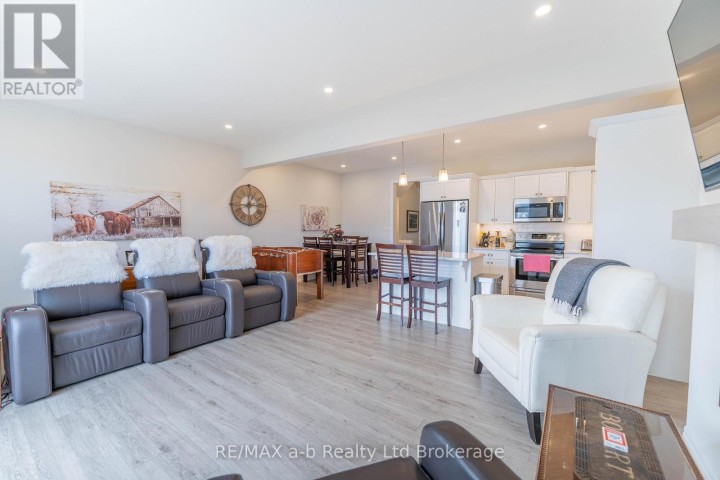 Photo 13 at 19 Huntley Avenue, Tillsonburg