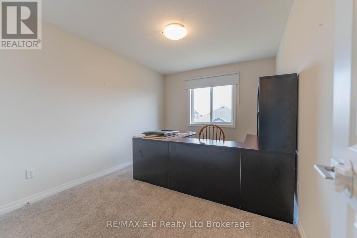 Photo 21 at 19 Huntley Avenue, Tillsonburg