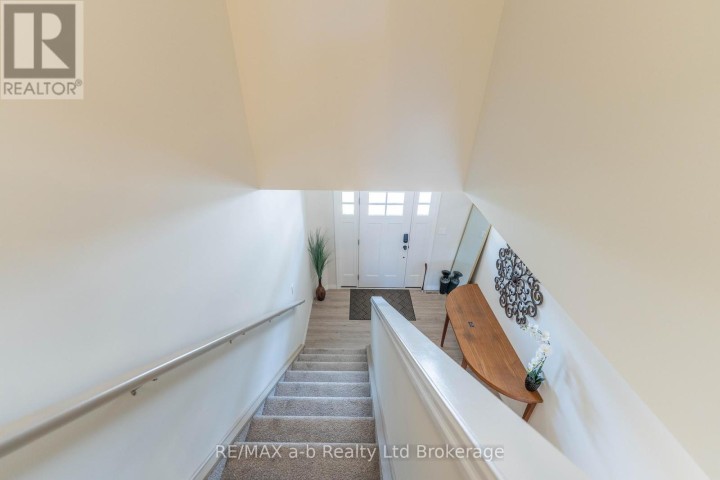 Photo 24 at 19 Huntley Avenue, Tillsonburg