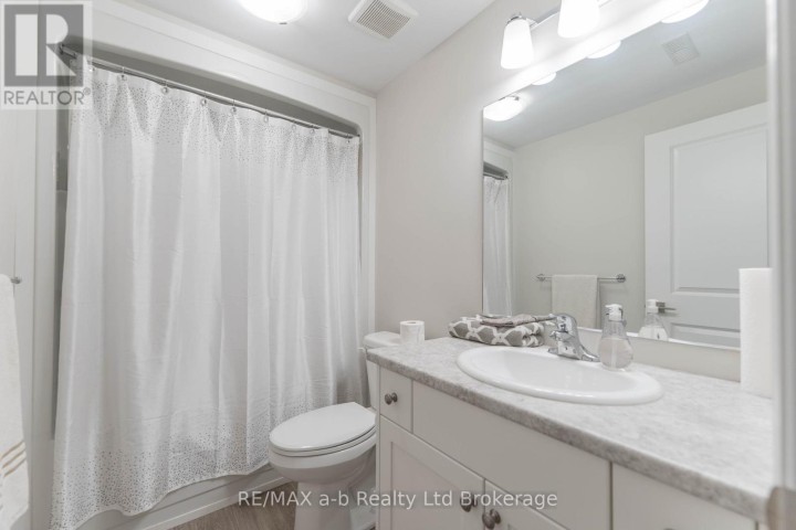 Photo 27 at 19 Huntley Avenue, Tillsonburg