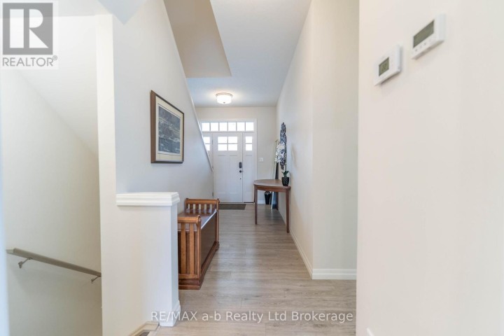 Photo 6 at 19 Huntley Avenue, Tillsonburg