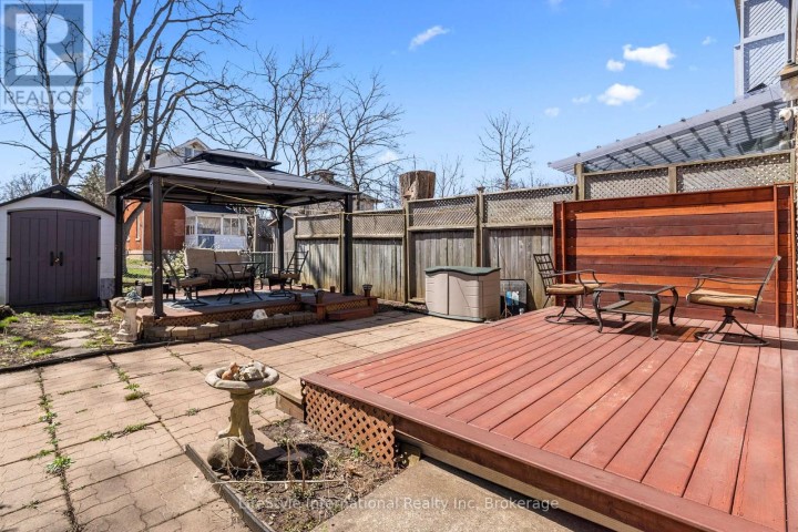 Photo 40 at 9 Hampton Street, Brantford