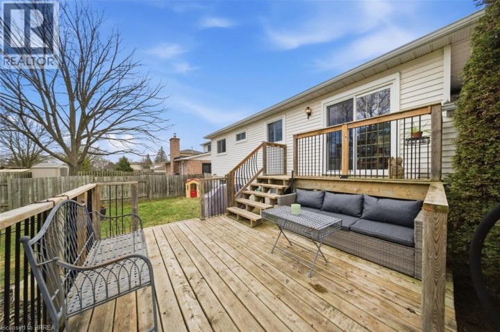 Photo 26 at 27 Jasper Street, Brantwood Park, Brantford