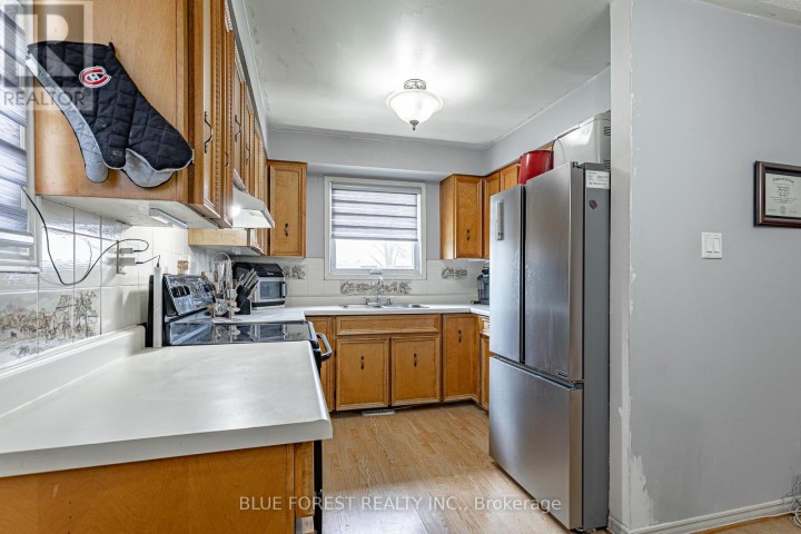 Photo 8 at 7 Raven Avenue, St. Thomas