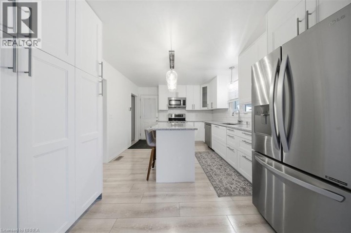 Photo 23 at 22 Paris Road, Henderson, Brantford