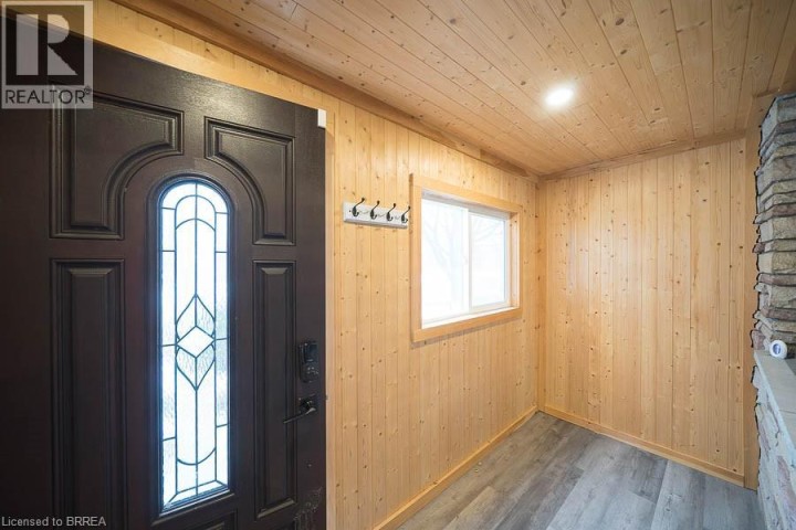 Photo 2 at 45 Buckingham Street, Fairview / Greenbrier, Brantford