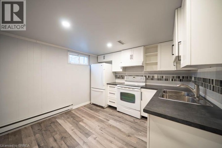 Photo 20 at 45 Buckingham Street, Fairview / Greenbrier, Brantford