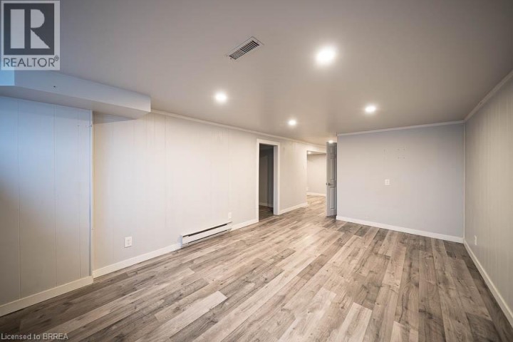 Photo 25 at 45 Buckingham Street, Fairview / Greenbrier, Brantford