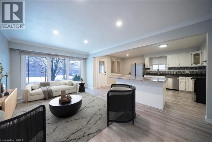 Photo 4 at 45 Buckingham Street, Fairview / Greenbrier, Brantford