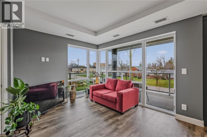 Photo 25 at 212 - 34 Norman Street, Fairview / Greenbrier, Brantford