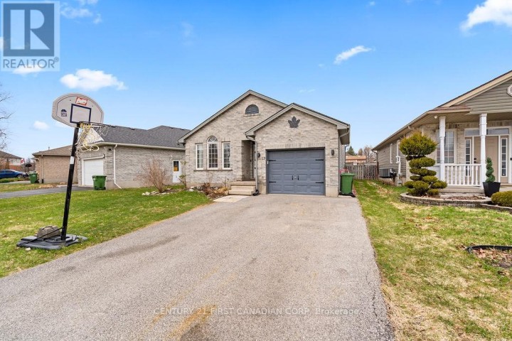 Photo 3 at 17 E Cottonwood Drive, St. Thomas